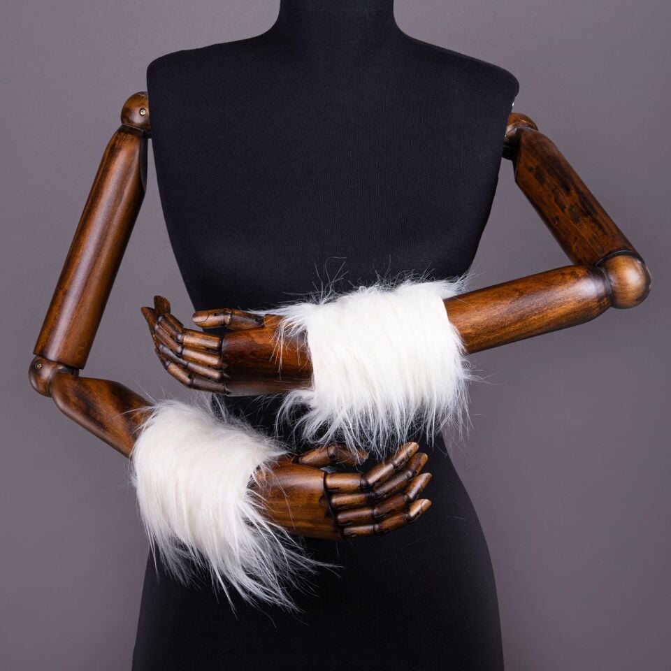 YARNART CUFFS - SUNİ KÜRK MANŞET