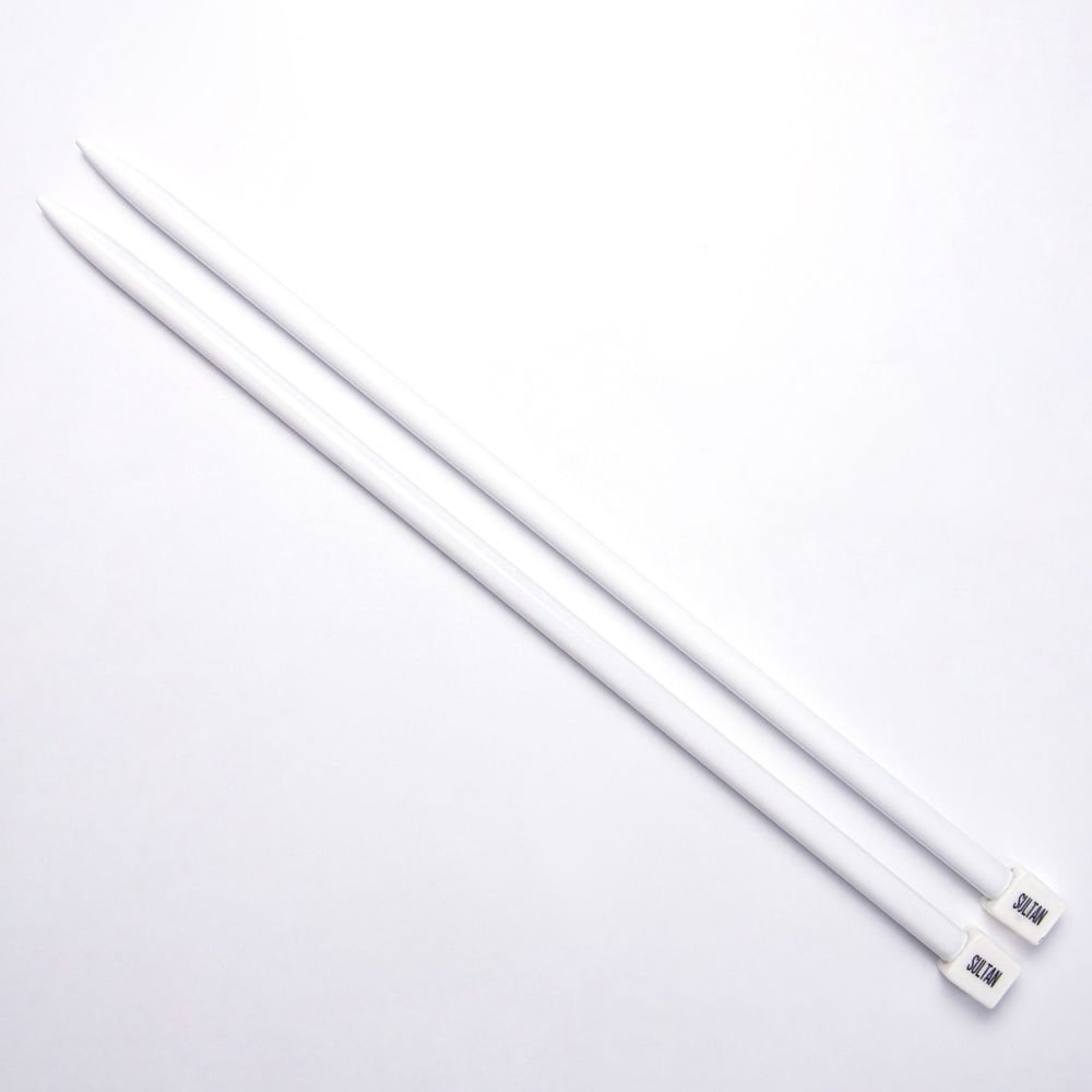 BEYAZ ÖRGÜ ŞİŞİ 35 CM 10 MM